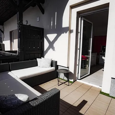 Slovenian House Vida Bed & Breakfast